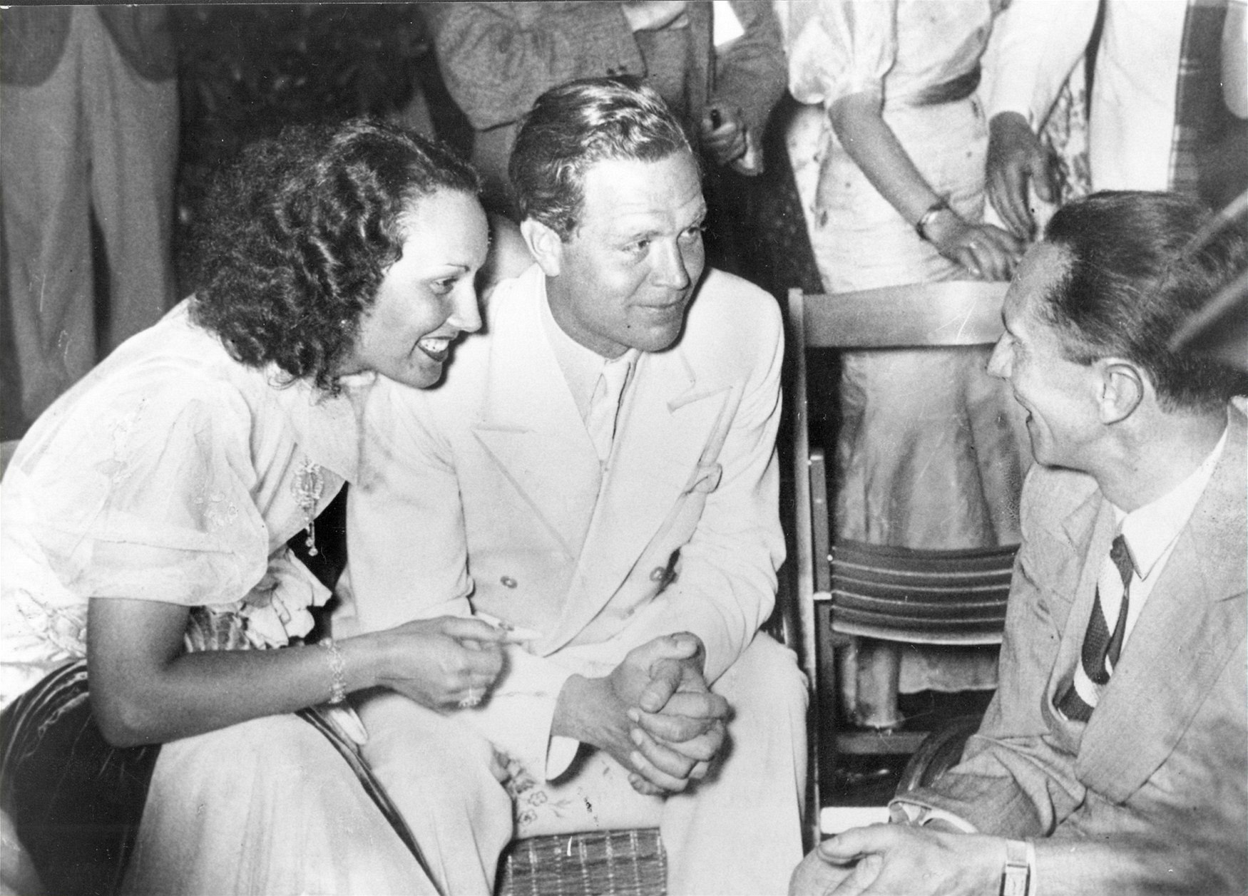 Lída Baarová s Gustavem Fröhlichem a Josephem Goebbelsem, 1939