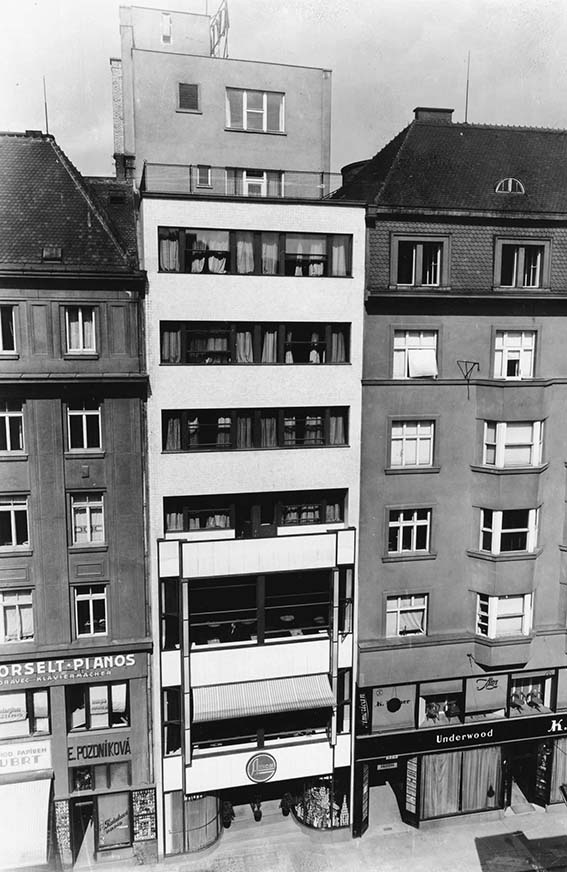 Hotel Avion v Brně, 1927