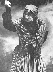 Olga Borová-Valoušková jako Veruna v opeře V studni