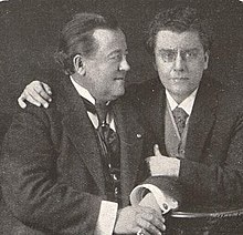 Emil Burian s bratrem Karlem, 1924