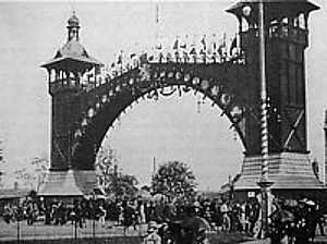 Fotografie vstupní brány na Jubilejní výstavu, 1891