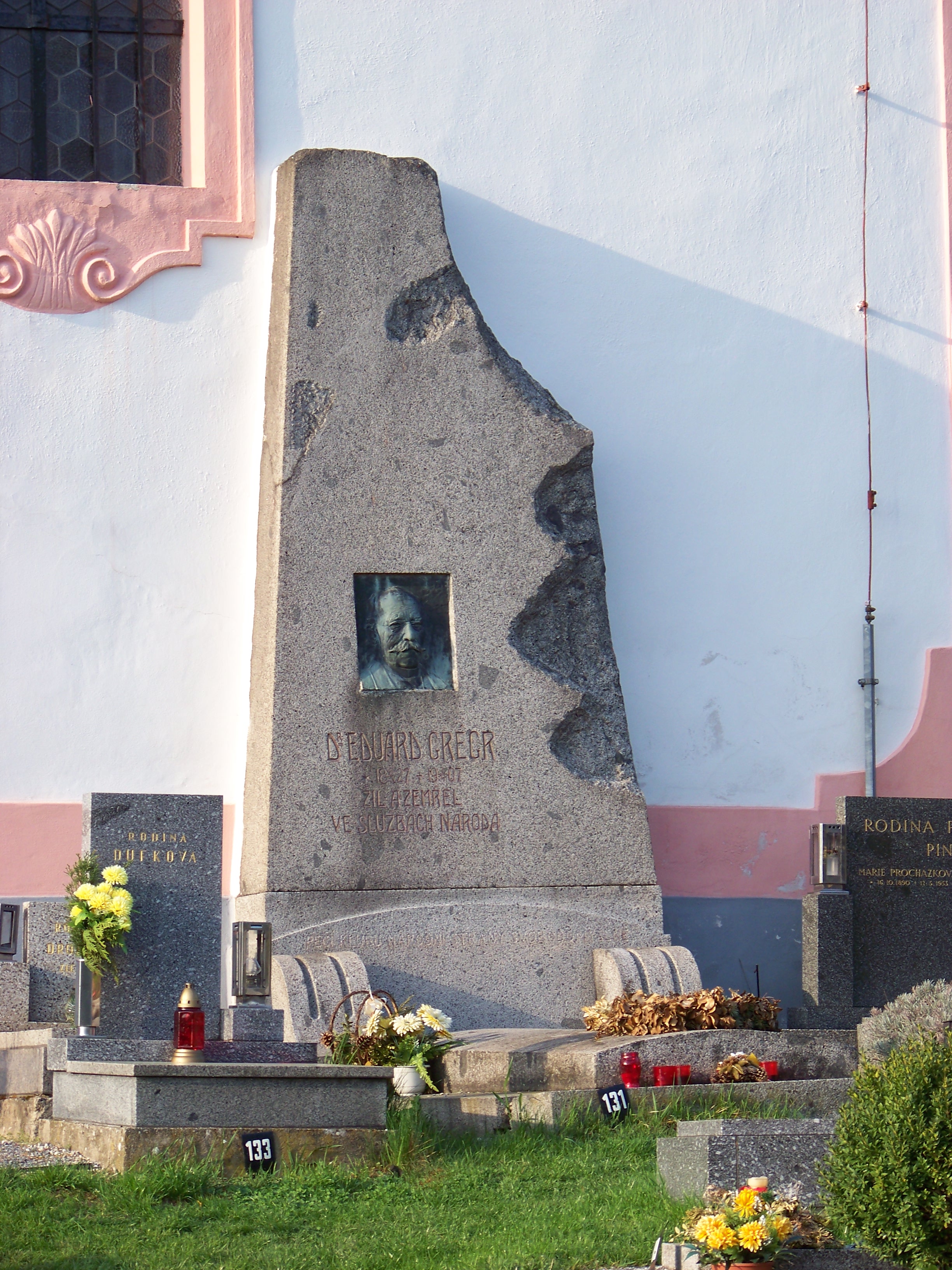 Hrob Eduarda Grégra ve Lštění