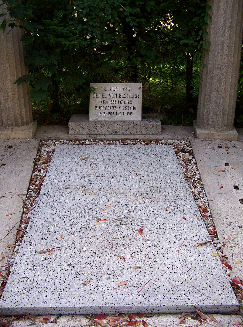 Hrob L. Demel-Elswehr v Těšíně