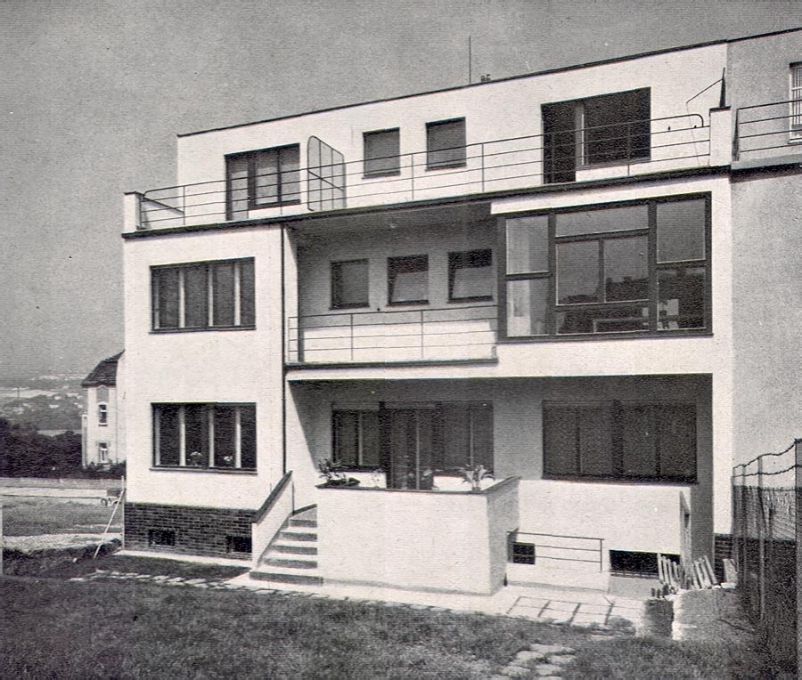 Dům Karla a Jany Teigových v Praze na Smíchově, vystavěn 1937-1939
