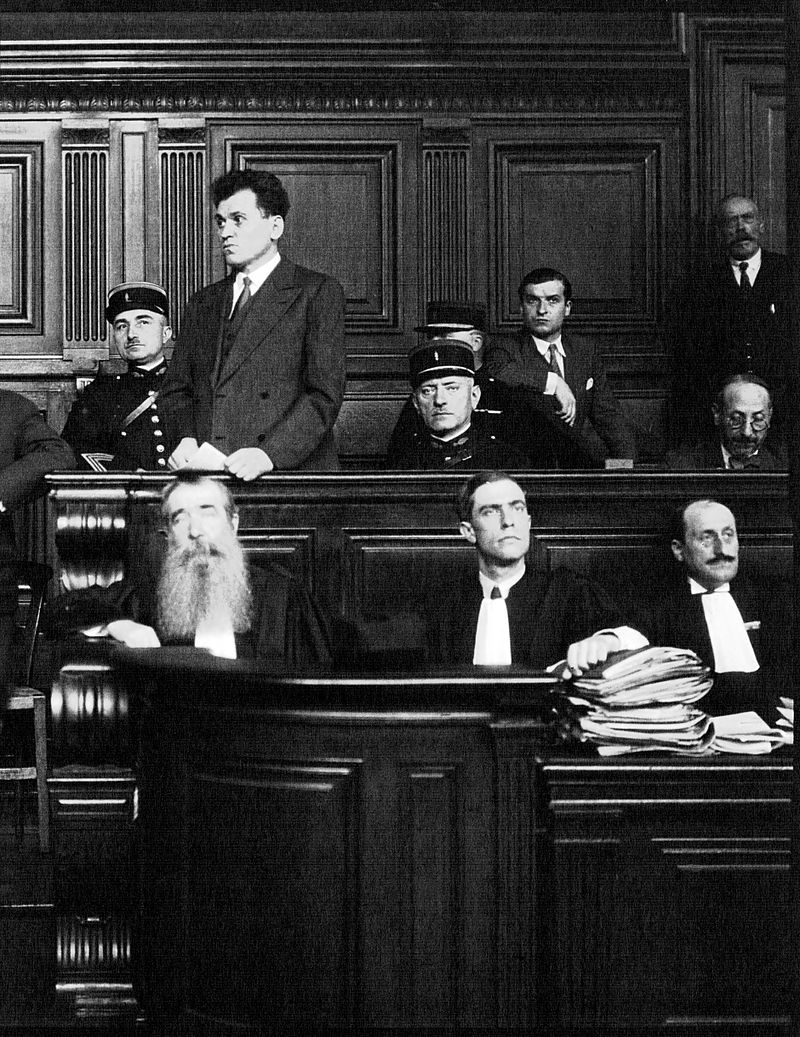Pavel Timofejevič Gorgulov před pařížským soudem, 1932