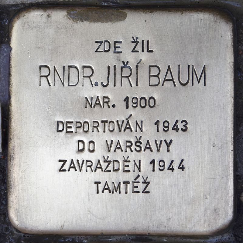 Kámen zmizelých před domem J. Bauma na pražském Žižkově