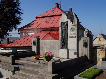 Rodinná hrobka v Krucemburku