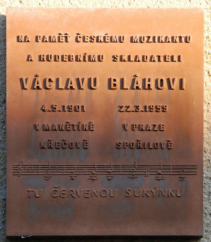 Pamětní deska Václavu Bláhovi na škole v Manětíně