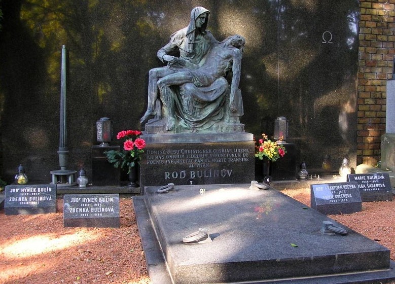 Rodinná hrobka Bulínových na Ústředním hřbitově v Brně