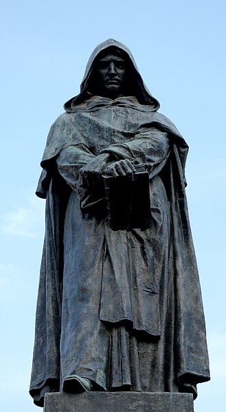 Pomník Giordana Bruna na Campo de' Fiori v Římě