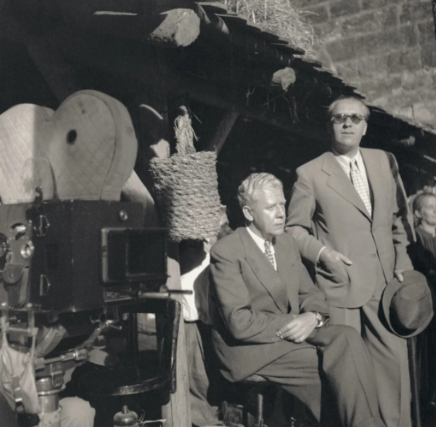 Miloš Havel a Václav M. Havel při natáčení filmu Rozina sebranec, 1944 (Knihovna Václava Havla)