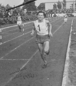 Walter Bednář - vítěz Mezinárodního maratonu míru v Košicích, 1953