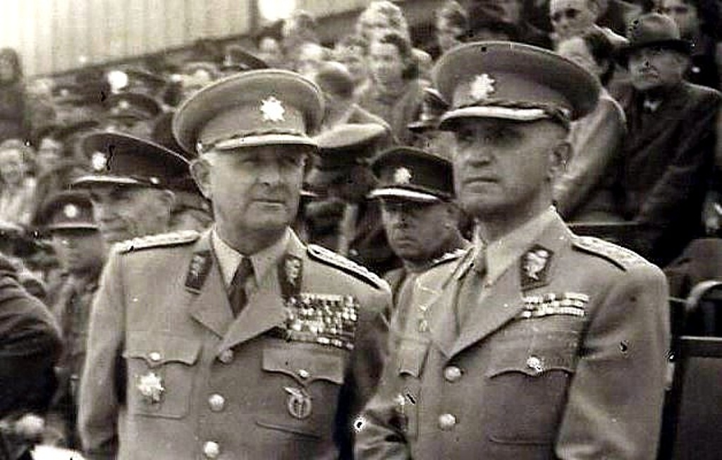 Sborový generál Šimon Drgáč s armádním generálem Ludvíkem Svobodou, 1948