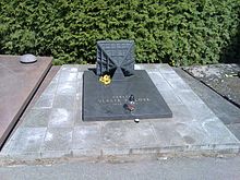 Hrob Vlasty Fialové na Ústředním hřbitově v Brně