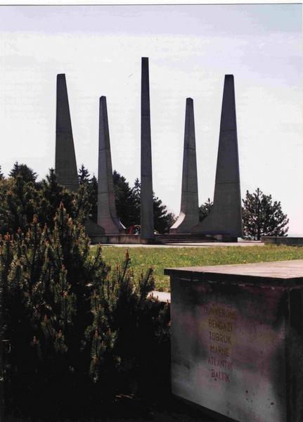 Pomník pasekářů - Národní kulturní památník Ploština, 1975