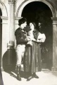 Šelma sedlák - Amálie Bobková jako Bětuška a Valentin Šindler jako Jeník (1909)